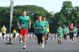 BIB: 0222
                            <button type="button" onclick="openModal(5242205)" class="btn btn-primary btn-sm float-right btn-popup" data-toggle="modal" data-target=".modal-high-quality">
                        <i class="fas fa-shopping-cart"></i> Add to Cart
                    </button>
                                            <button type="button" onclick="isThisMe(5242205, true)" class="btn btn-success btn-sm float-right btn-popup btn-isme hidden" data-toggle="tooltip" data-placement="bottom" title="นี่คือรูปของคุณใช่ไหม คลิกที่นี่เพื่อเอาเข้าอัลบั้ม">
                        <i class="fas fa-plus"></i> Add to album
                    </button>
                    <button type="button" onclick="isThisMe(5242205, false)" class="btn btn-warning btn-sm float-right btn-popup btn-isnotme hidden">
                        <i class="fas fa-ban"></i> Remove from album
                    </button>
